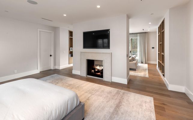Bedroom, Fireplace, Interior, Recessed Lighting, Wood Texture Flooring