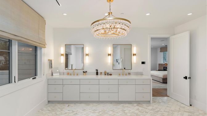Bathroom, Chandelier, Dual Sink Vanities, Interior, Recessed Lighting
