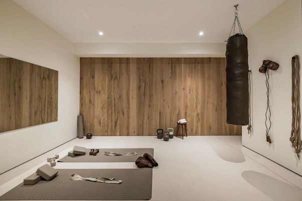 Fitness Equipment, Interior, Recessed Lighting