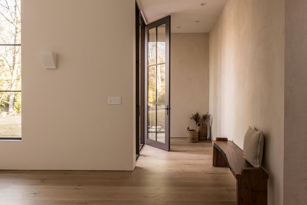 Interior, Recessed Lighting, Wood Texture Flooring