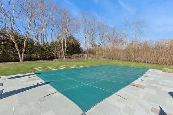 Exterior, Tennis Courts