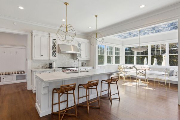 Dining room, Interior, Kitchen, Living room, Pendant Lights, Recessed Lighting, Stainless Steel Appliances, Wood Texture Flooring
