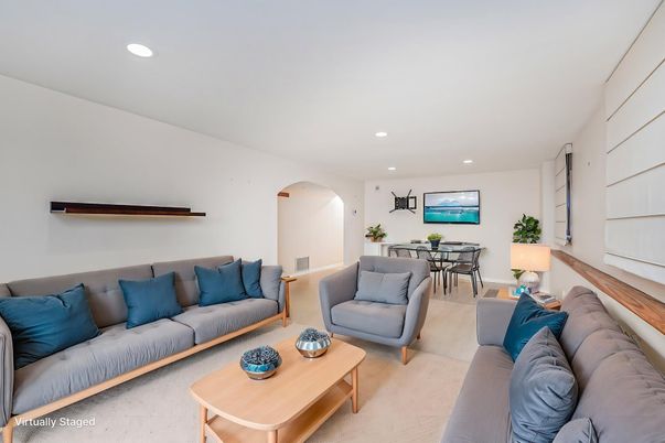 Dining room, Interior, Living room, Recessed Lighting