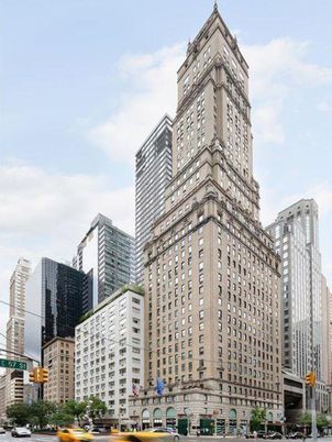 Exterior, Facade, Highrise