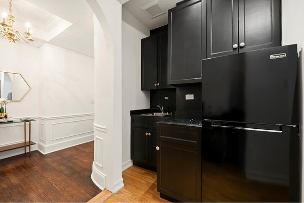 Chandelier, Interior, Kitchen, Wood Texture Flooring