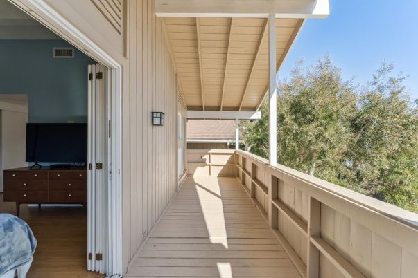 Exterior, Wood Texture Flooring