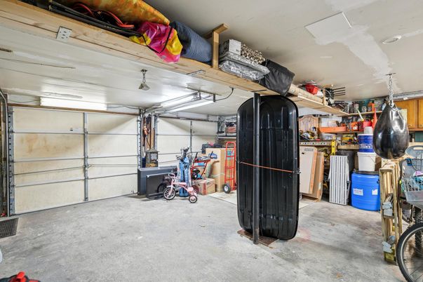 Garage, Interior