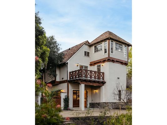 Exterior, Facade, Spanish Mediterranean