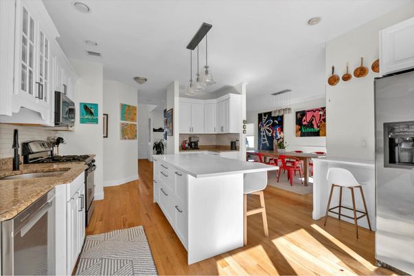 Dining room, Interior, Kitchen, Pendant Lights, Wood Texture Flooring