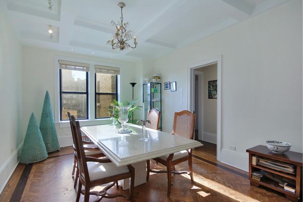 Chandelier, Dining room, Interior, Recessed Lighting, Wood Texture Flooring