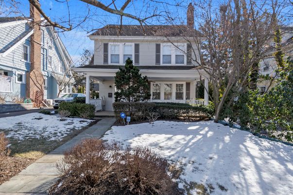 Exterior, Facade, Brick Facade, American Foursquare
