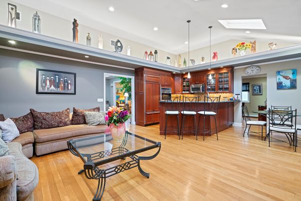 Dining room, Interior, Kitchen, Living room, Pendant Lights, Recessed Lighting, Wood Texture Flooring