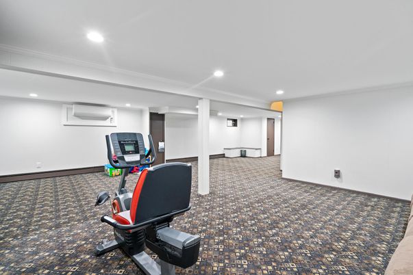 Fitness Equipment, Interior, Recessed Lighting