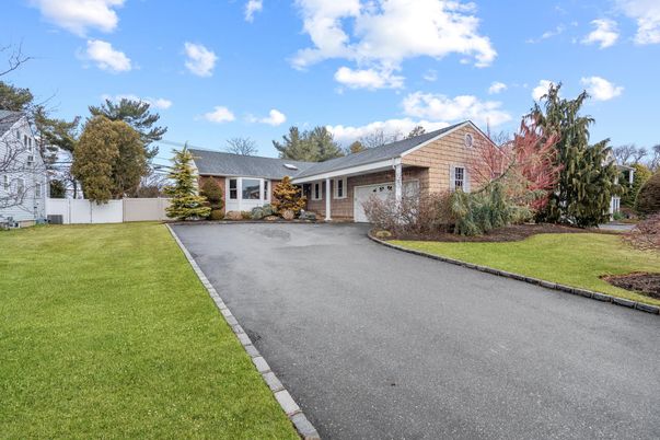 Attached, Backyard, Exterior, Facade, Brick Facade, Ranch