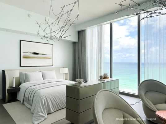 Bedroom, Interior, Pendant Lights, Water