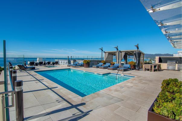 Exterior, Pool, Water