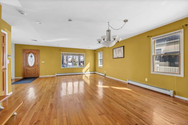 Chandelier, Empty room, Interior, Wood Texture Flooring