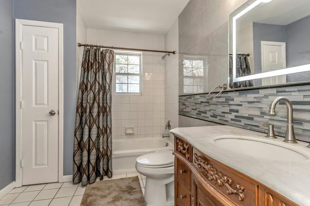 Bathroom, Interior