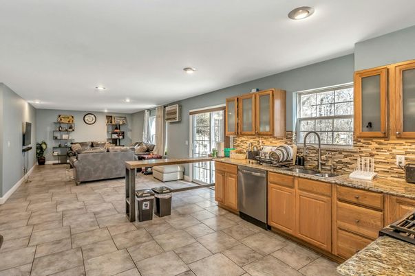 Interior, Kitchen, Living room, Recessed Lighting, Stainless Steel Appliances
