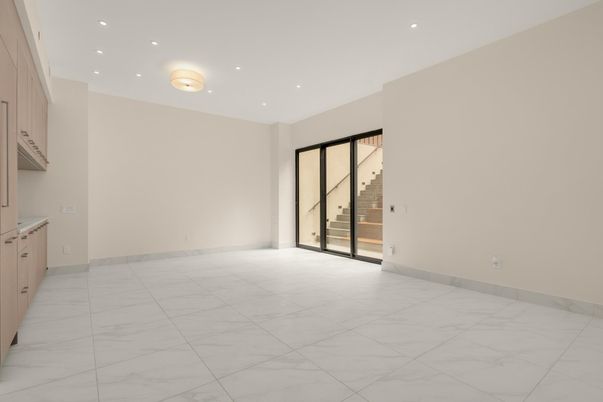 Empty room, Interior, Marble, Recessed Lighting