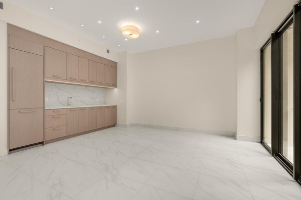 Empty room, Interior, Marble, Recessed Lighting
