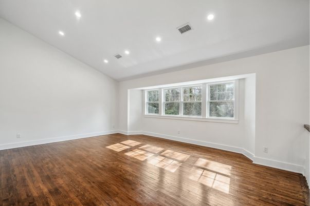 Empty room, Interior, Recessed Lighting, Wood Texture Flooring