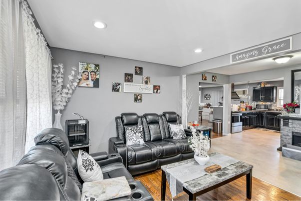 Interior, Kitchen, Living room, Recessed Lighting, Wood Texture Flooring