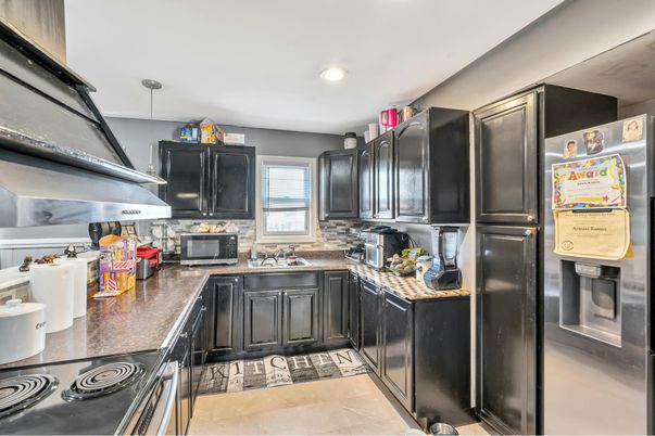 Interior, Kitchen, Recessed Lighting