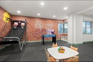 Game Room, Interior, Recessed Lighting