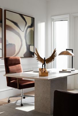 Home Office, Interior