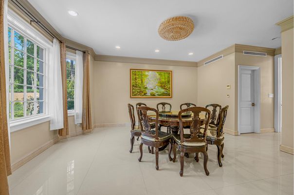 Dining room, Interior, Recessed Lighting