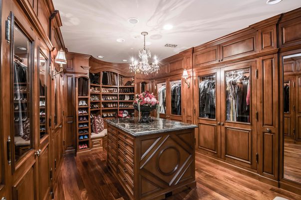 Chandelier, Interior, Recessed Lighting, Walk-in Closets, Wood Texture Flooring