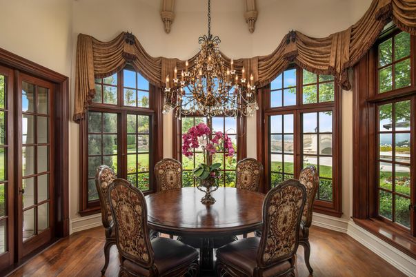 Chandelier, Dining room, Interior, Wood Texture Flooring