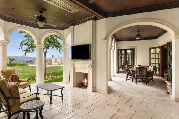 Exterior, Fireplace