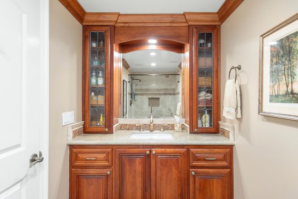 Bathroom, Interior, Recessed Lighting