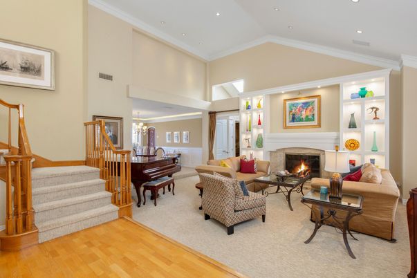 Chandelier, Fireplace, Interior, Living room, Piano, Recessed Lighting, Wood Texture Flooring
