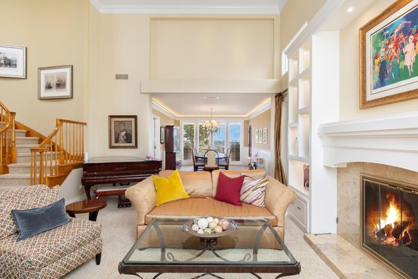 Chandelier, Dining room, Fireplace, Interior, Living room, Piano, Recessed Lighting