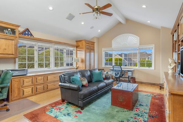 Home Office, Interior, Living room, Recessed Lighting, Wood Texture Flooring