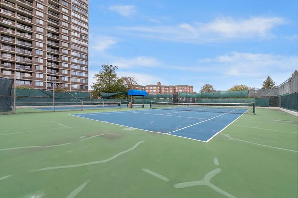 Exterior, Tennis Courts