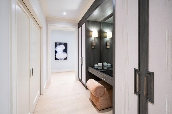 Bathroom, Interior, Recessed Lighting, Wood Texture Flooring