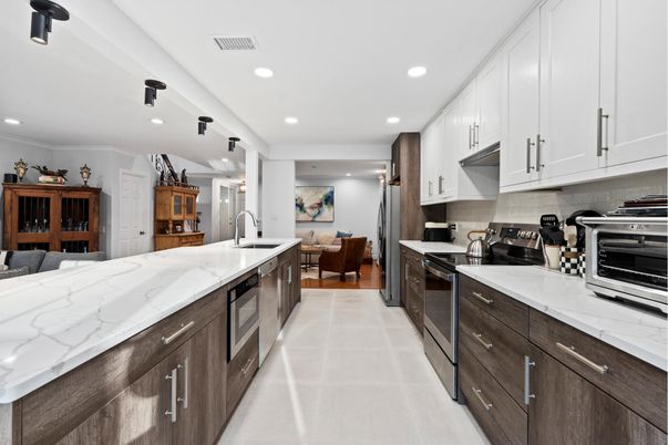 Interior, Kitchen, Living room, Recessed Lighting, Stainless Steel Appliances