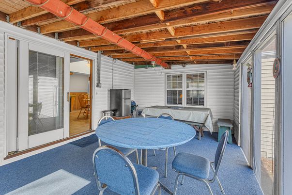 Dining room, Interior, Wooden Beams
