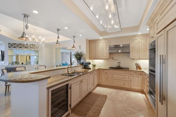 Interior, Kitchen, Pendant Lights, Recessed Lighting, Stainless Steel Appliances