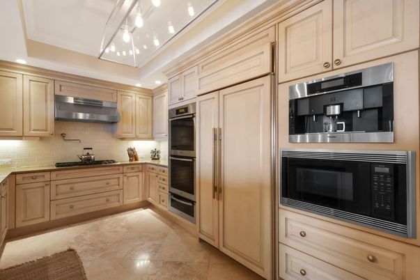 Interior, Kitchen, Stainless Steel Appliances