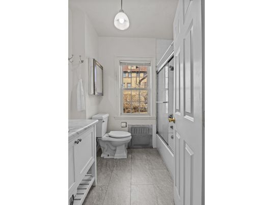 Bathroom, Interior, Pendant Lights