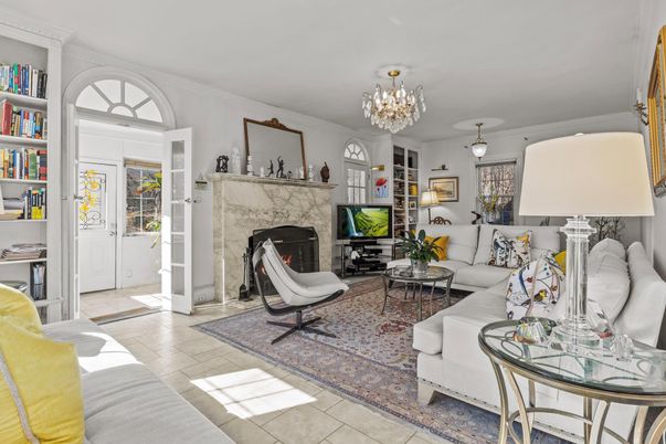 Chandelier, Fireplace, Interior, Living room