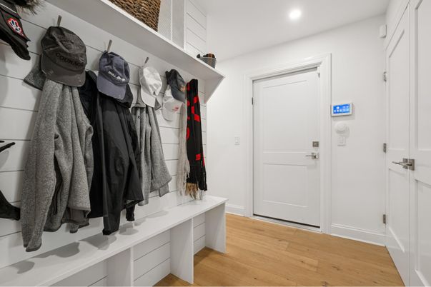 Interior, Recessed Lighting, Walk-in Closets, Wood Texture Flooring