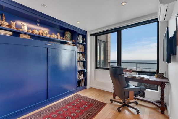 Home Office, Interior, Recessed Lighting, Water, Wood Texture Flooring