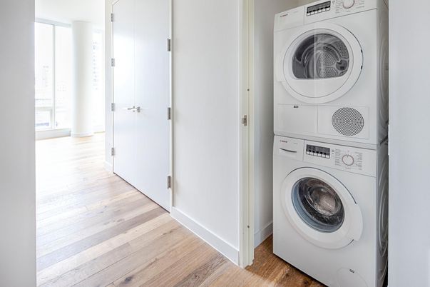 Interior, Utility Closets, Washer, Wood Texture Flooring