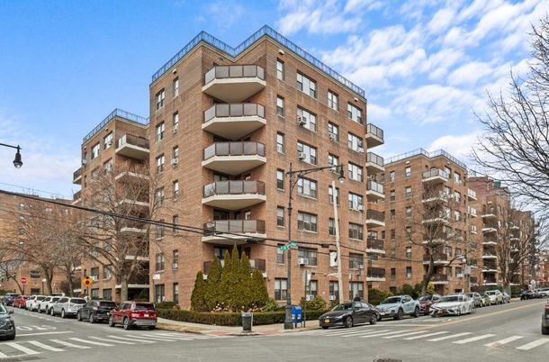 Exterior, Facade, Brick Facade, Condo Building